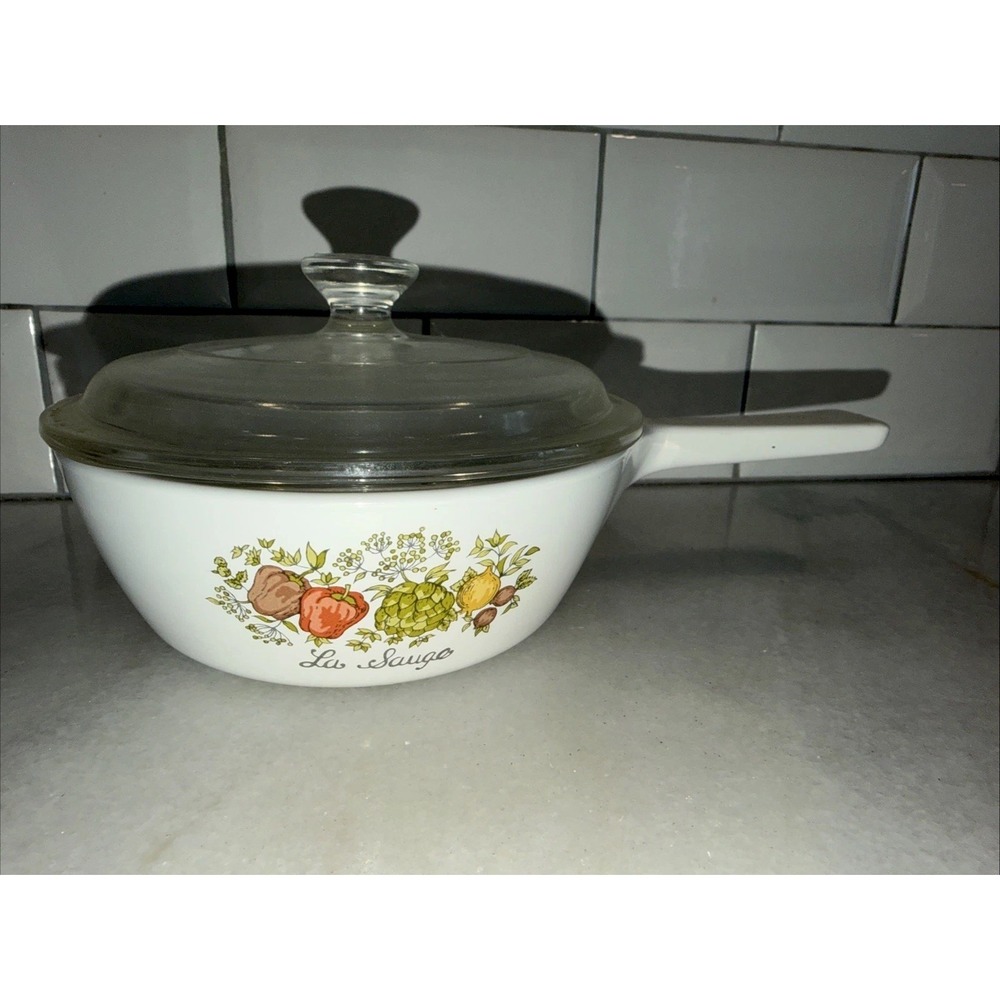 Vintage CORNING WARE LA SAUGE, P-81-B SAUCE PAN W/ LID,‎ 1 PINT